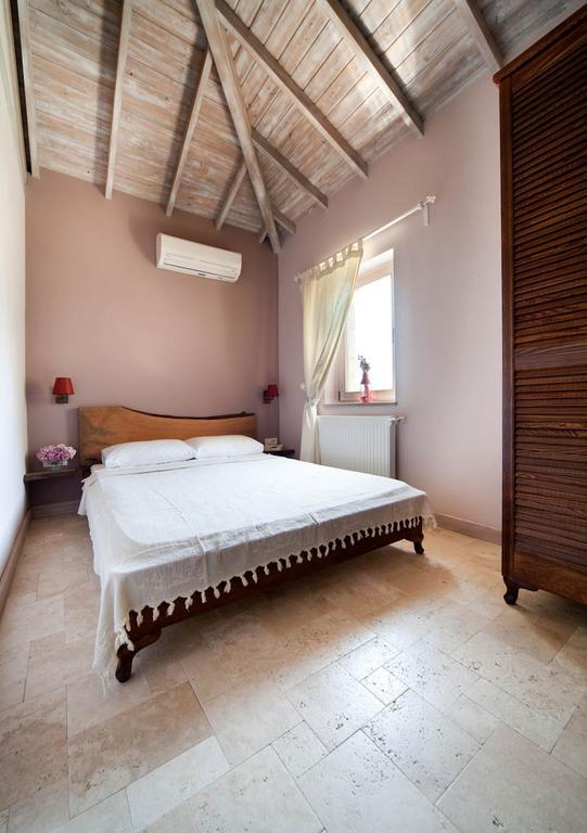 Mavikarga Bozcaada Bed & Breakfast Phòng bức ảnh